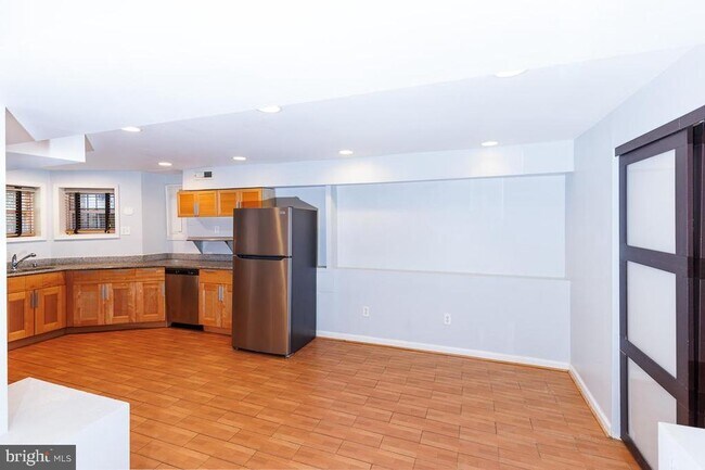 1437 East Capitol St SE