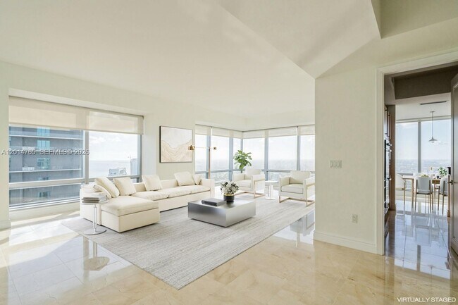 Photo - 1425 Brickell Ave Unidad 57B