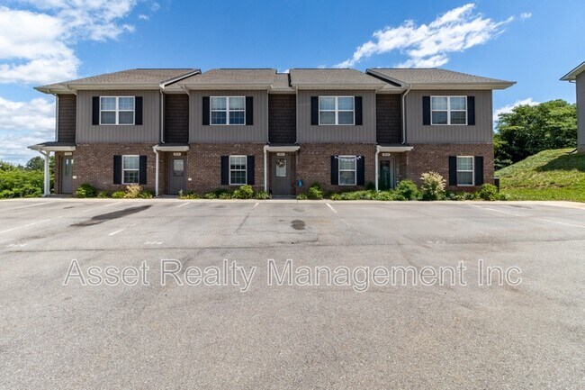 Photo - 920 Warrior Hill Dr