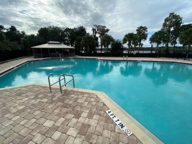 Building Photo - Stunning 3-Bedroom, 2.5-Bath Home with Lak...