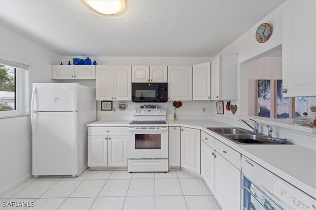 Photo - 307 Goodlette-Frank Rd Condo Unit B202