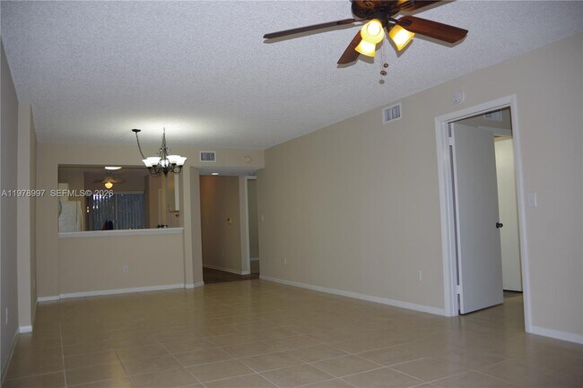 Photo - 9511 Weldon Cir Unit G315