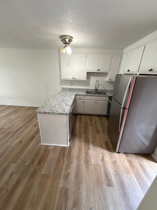 Photo - 1326 N Frye Ave Unidad I