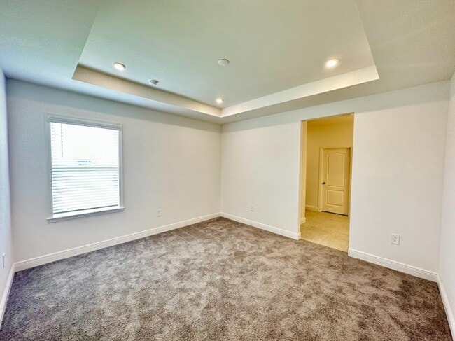 Photo - 8808 Cascade Price Cir