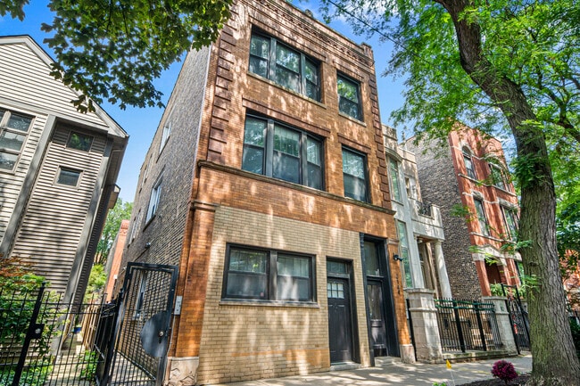 Building Photo - 2144 W Potomac Ave Unit 1R Rental