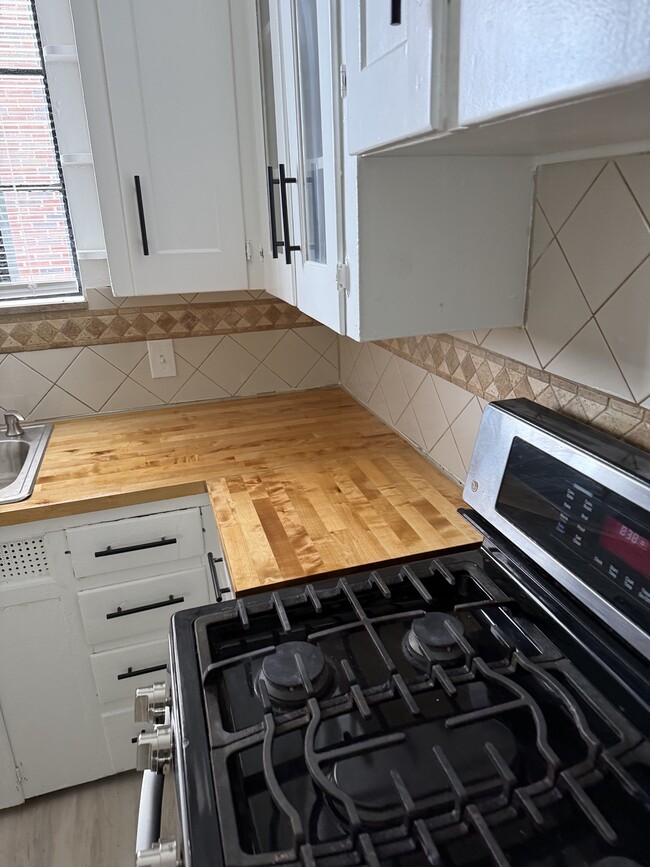 Photo - 17612 Prairie St