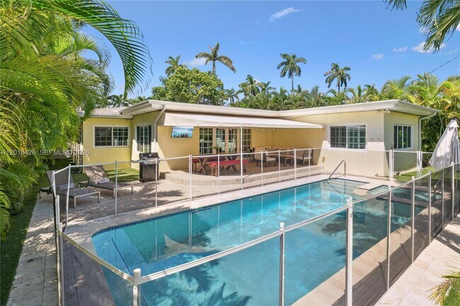 Photo - 7511 Miami View Dr