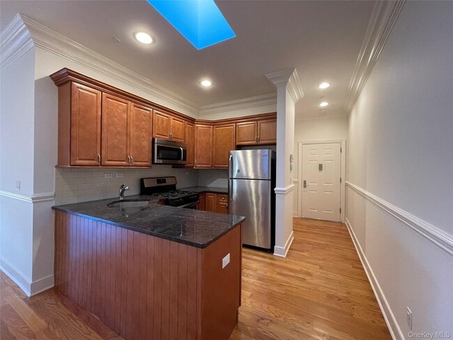 Photo - 17 Green St Unit 2C