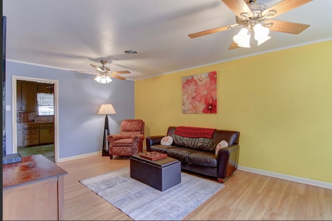 Photo - 2408 N 49th St