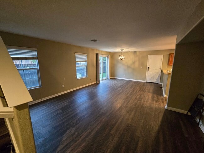 Photo - 2761 Whitney Dr