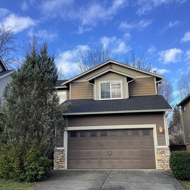 Building Photo - Modern Comfort & Timeless Style in the Heart of Lynnwood