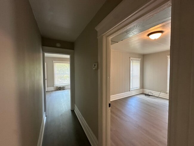 43 McKinley Ave N
