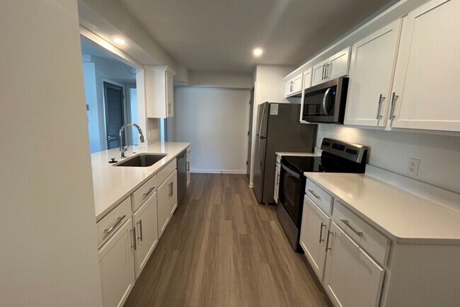 Peakland Apartments