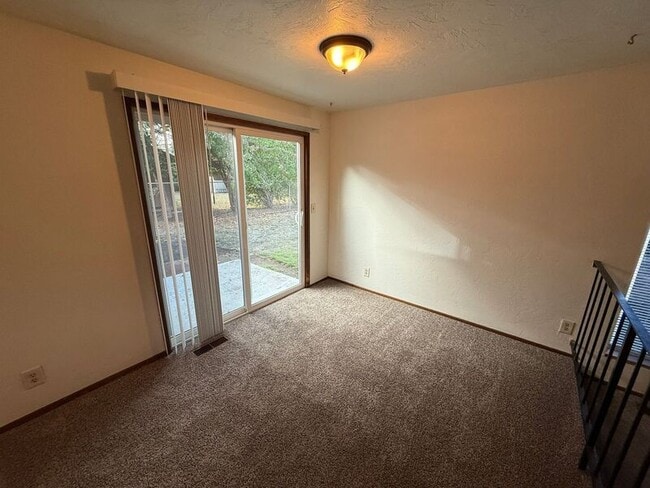 Photo - 2907 Moraga Ave SE