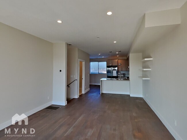 Photo - 3103 35th Ave