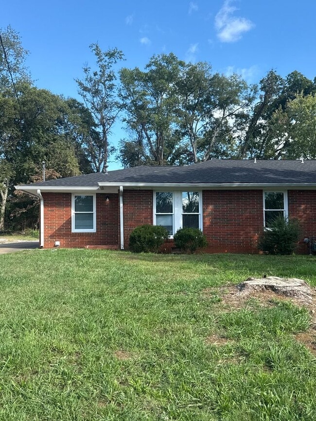 Photo - Two Bedroom One Bath