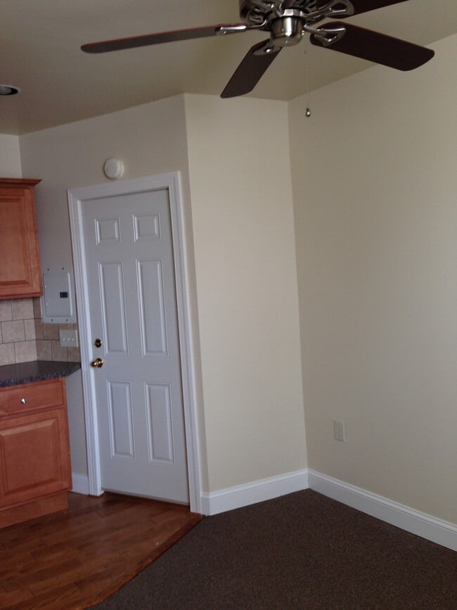 Photo - 266 Shelmire St Unit 7