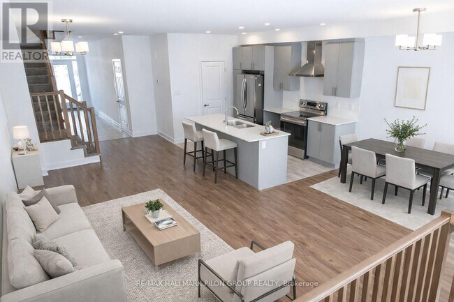 Photo - 327 Broadridge Cres