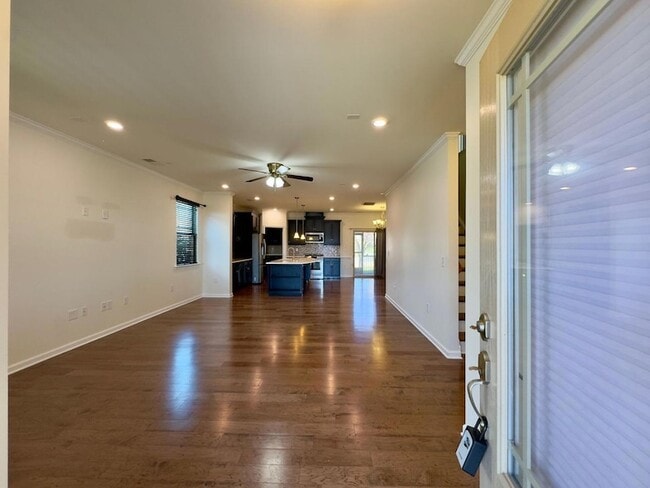 Photo - 1200 Governess Ln