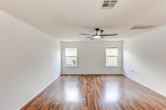 Photo - 1609 Anise Dr