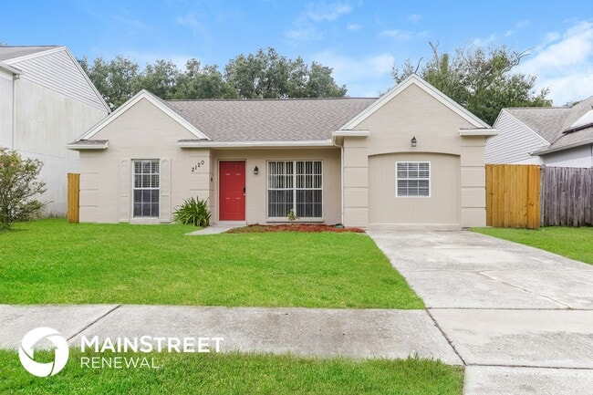 Building Photo - 2120 Redleaf Dr