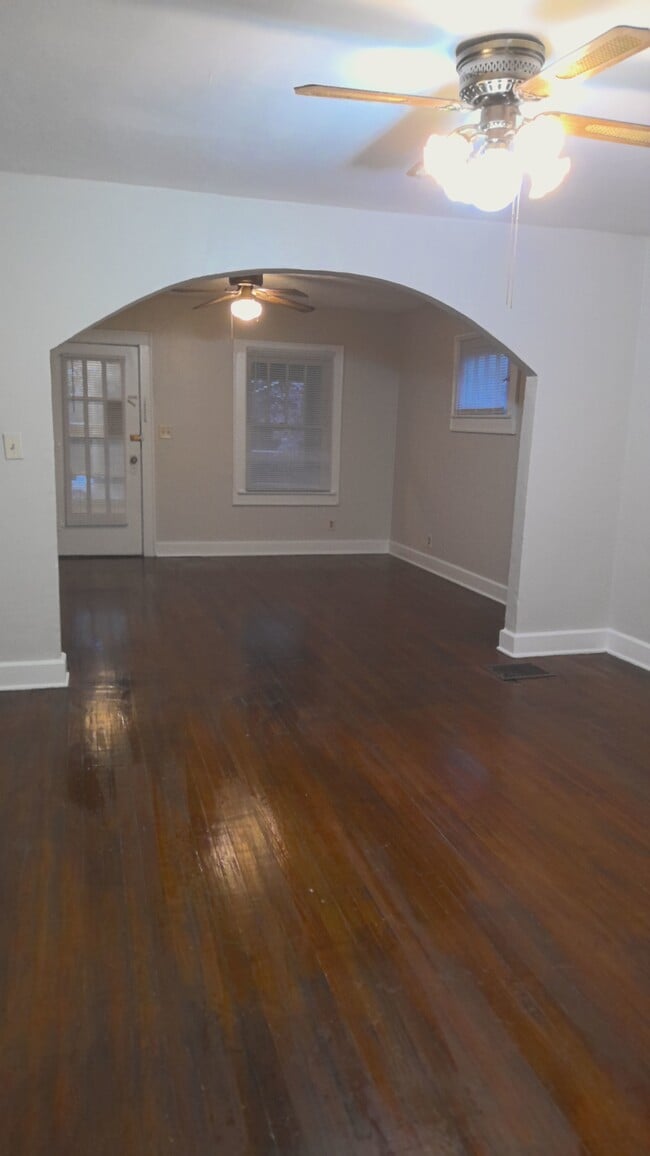 Photo - 815 N Bancroft St