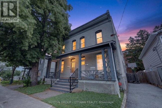 Photo - 293 Olmstead St