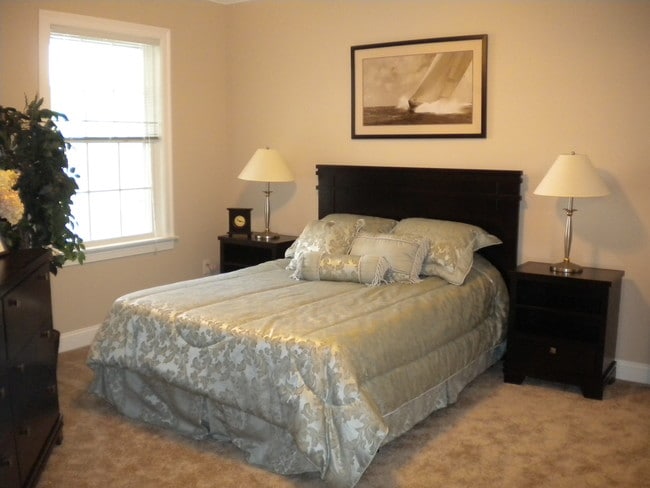 The Mansions at Canyon Ridge Apartments For Rent in Broad Brook, CT ...