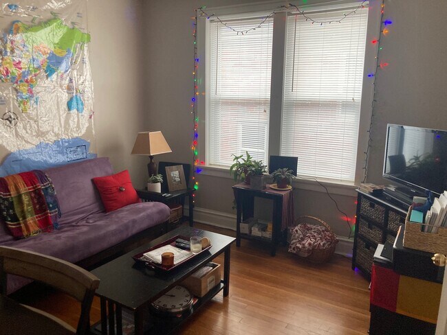 Guest Room - 7137 Tulane Ave Unidad 7137