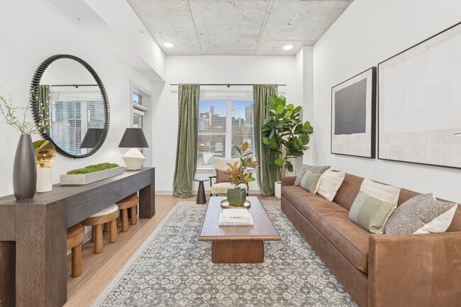 1BR-1BA -770SF - Living Room - Wye Junction