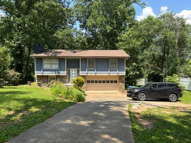 Photo - 77 Overlook Rd