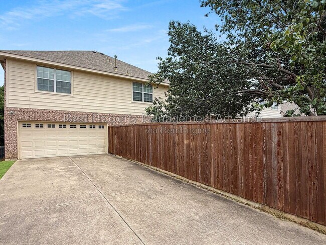 3604 Vista Verde Tr