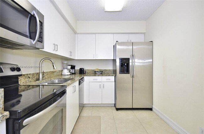 Photo - 3300 NE 192 St Unit LP11