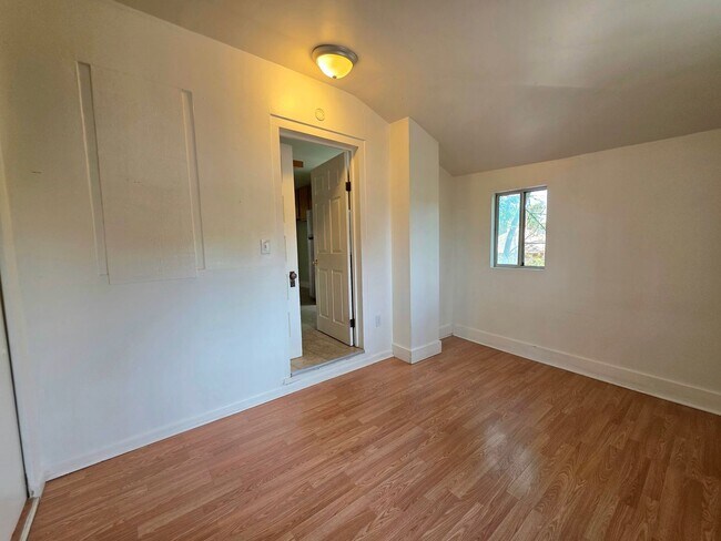 Photo - 616 W 11th St Unit 616 W 11th ST #3