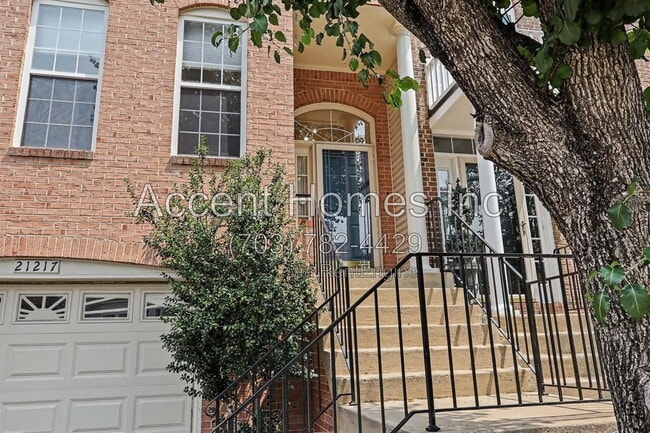 Photo - 21217 Millwood Sq