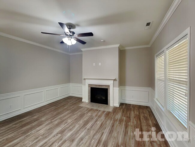 Photo - 2053 Lake Vista Drive