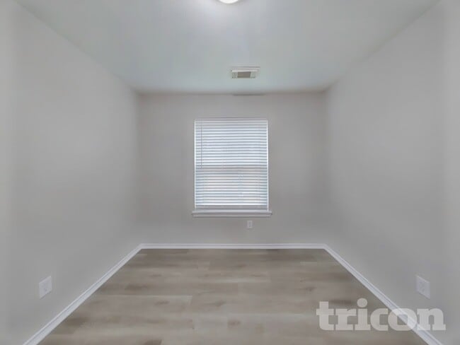 Photo - 19403 Misty Cove Dr