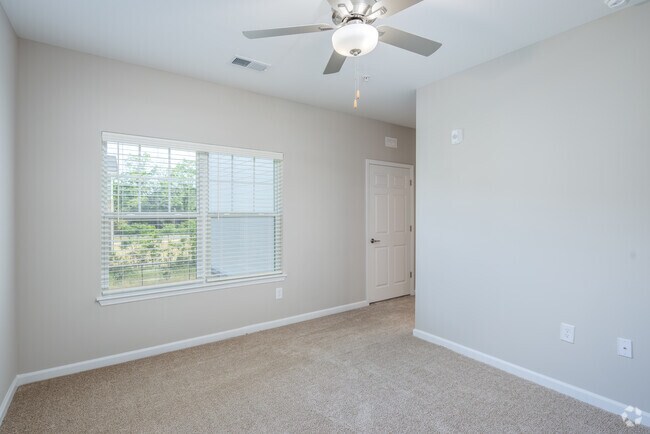 3BR, 2BA - 1,198SF - Primary Bedroom - Weller's Ridge