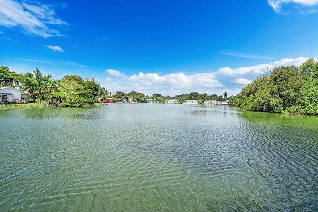 Photo - 1020 SW 8th St