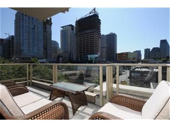 Photo - Great 2bd 2ba condo in South Lake Union 2200 complex W/S/G Parking included! SLU's best location