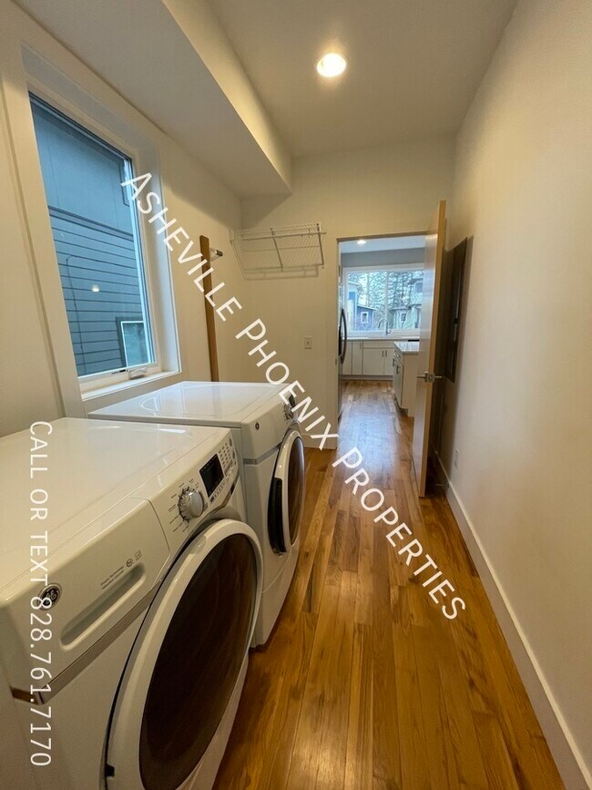 Photo - 18 Mauricet Ln House