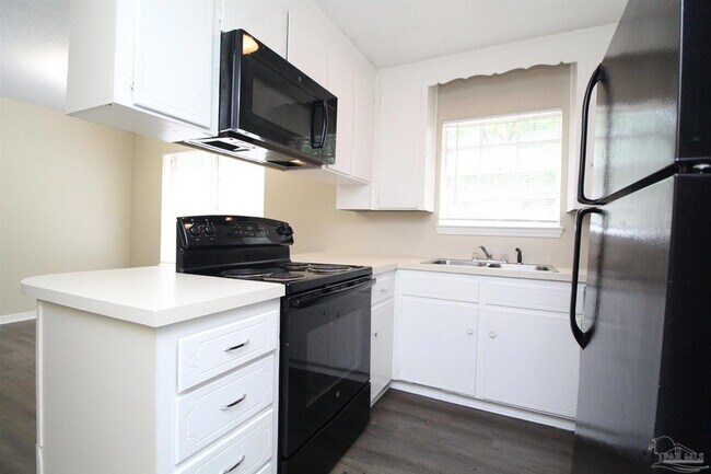 Photo - 10151 Guidy Ln