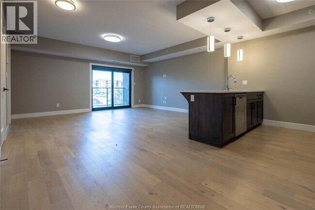 Photo - 4578 Huron Church Line Rd Unit 203