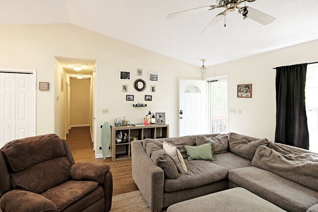 Photo - Pet-Friendly One-Level Lake Monticello Home