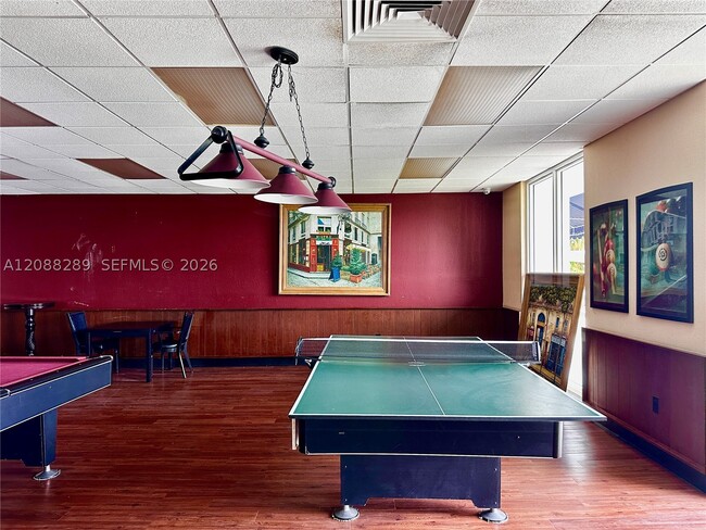 500 Bayview Dr Unit 717