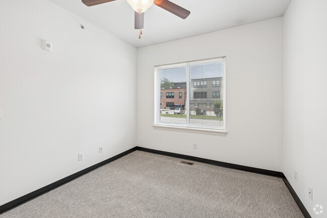4A 4BR, 4BA - 1,589SF - Bedroom