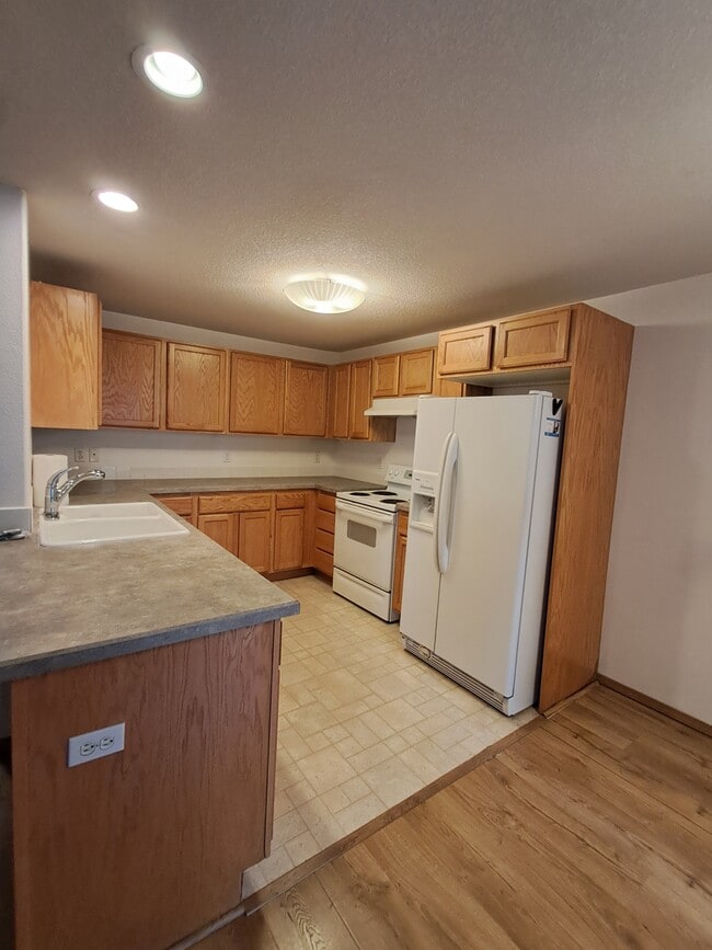 Photo - 2222 NE 137th Ct