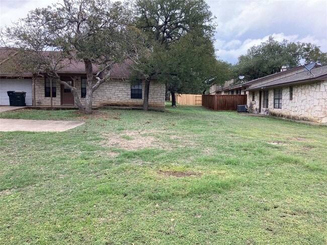 Photo - 509 Hedgewood Dr