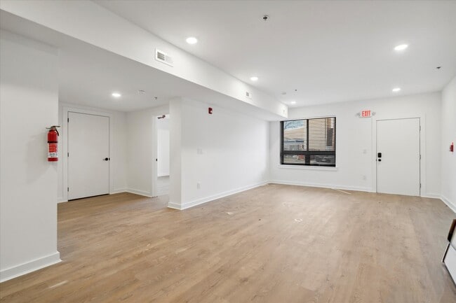 Photo - 1951 Point Breeze Avenue