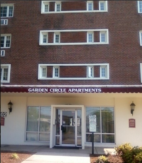 Photo - Garden Circle Apartments